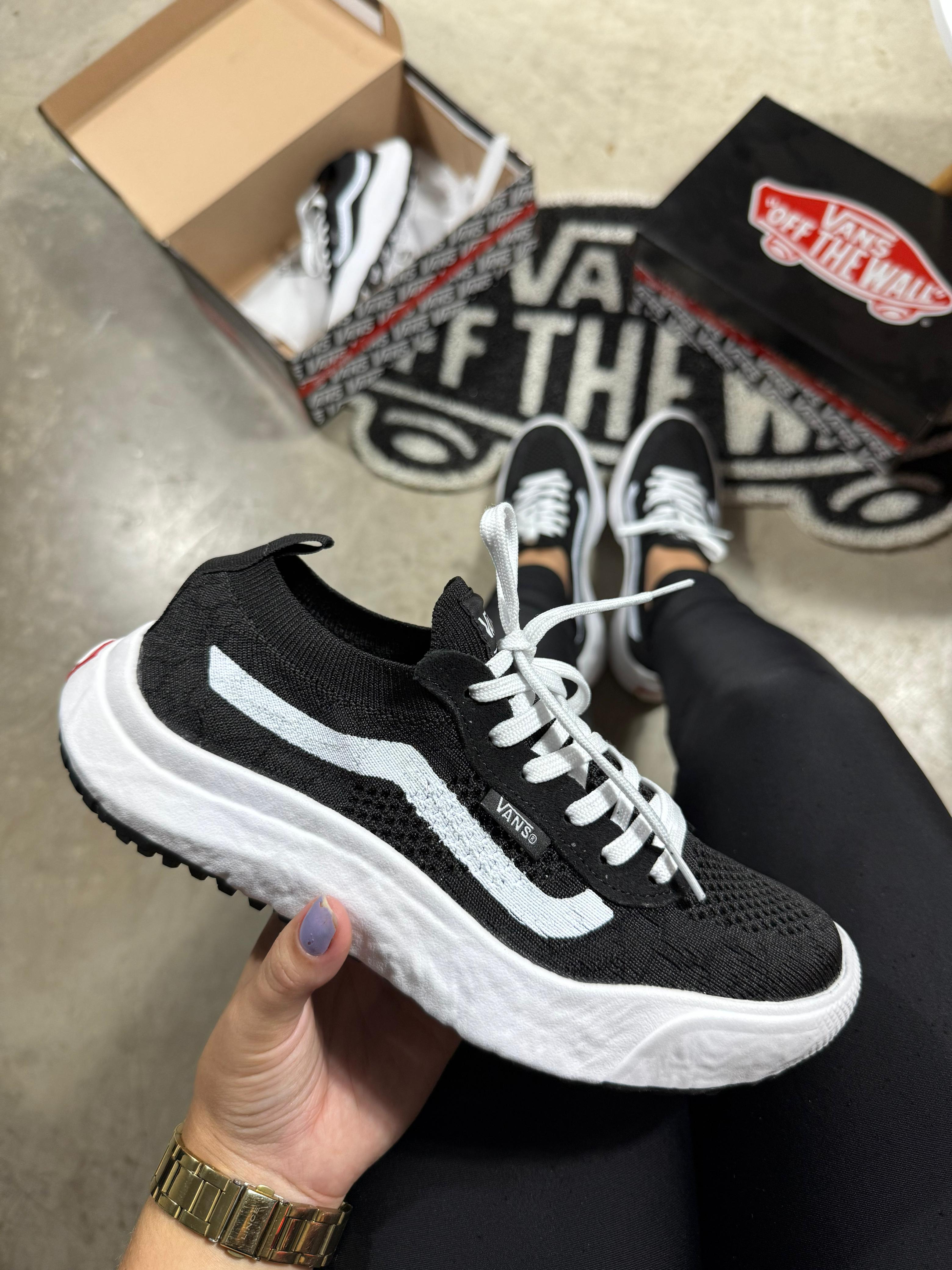 Tênis Unissex Ultrarange VR3 Premium