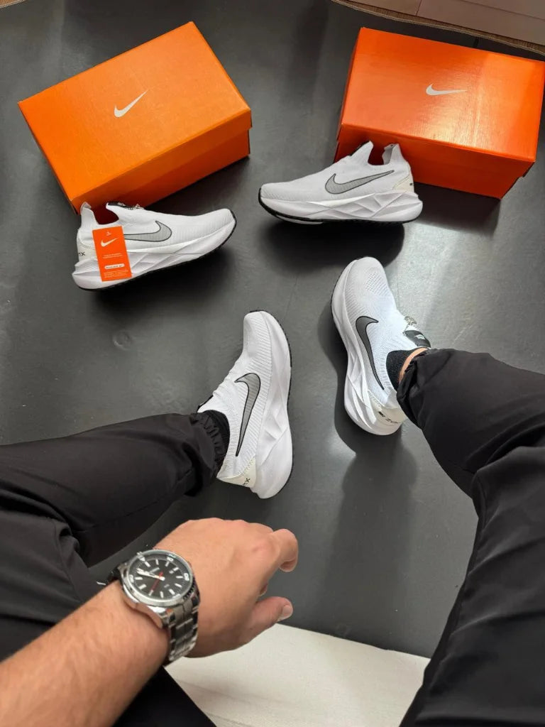 Tênis Masculino Nike FlyKnit Premium