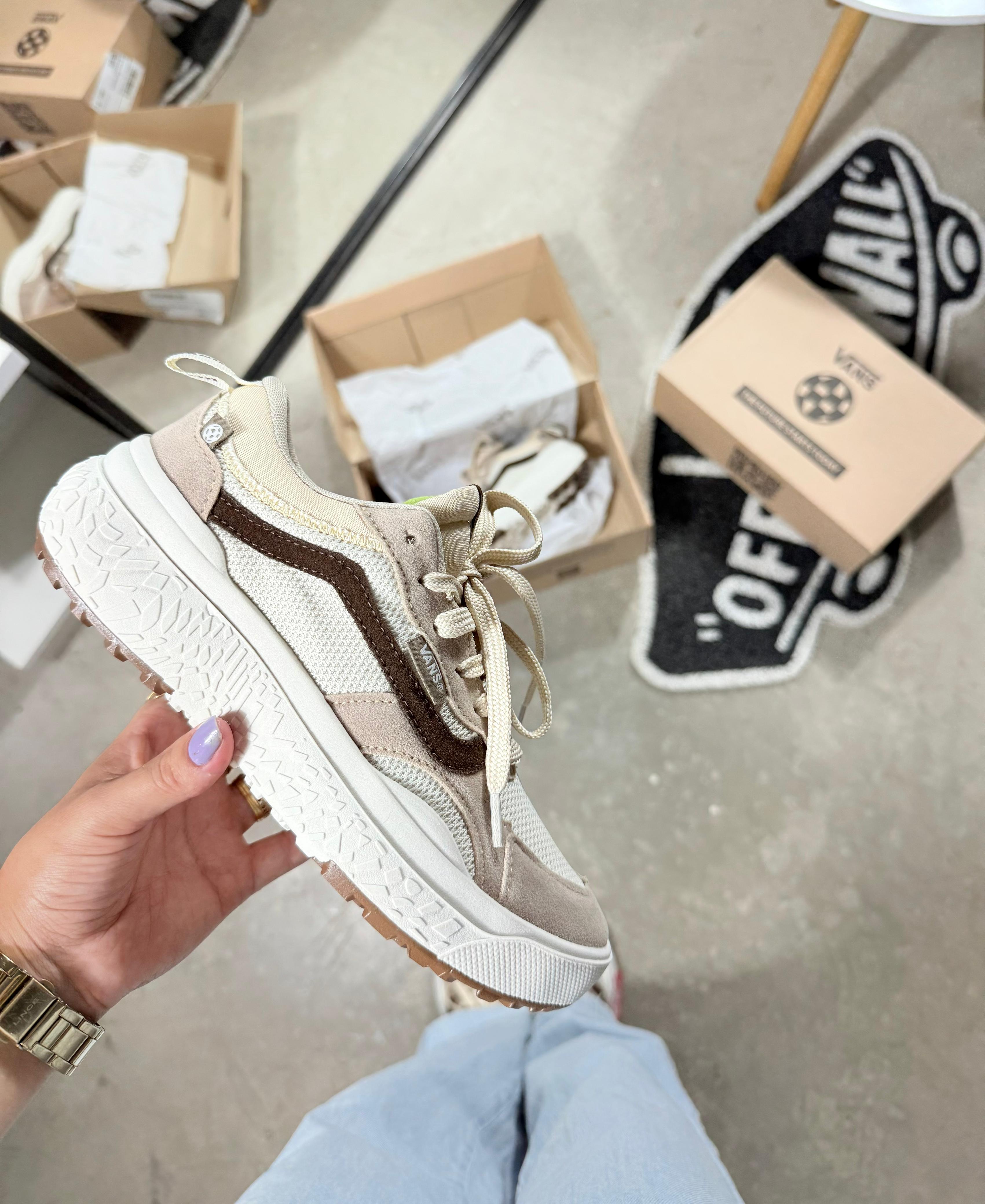 Tênis Unissex Ultrarange Neo Premium